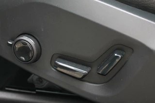 Volvo XC60 Volvo XC60 T6 Recharge AWD Ultimate Bright | Longe Range | Parkeercamera | Panoramadak | Trekhaak | HUD | Leder | Stoelverwarming | Keyless - afbeelding nr 26