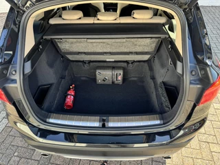 BMW X1 BMW X1 xDrive20i Executive Cruise control Climate control Trekhaak Dealeronderhouden Audio - afbeelding nr 20