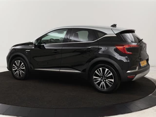 Renault Captur Renault Captur 1.6 E-Tech Hybrid 145 Initiale Paris | Leder |  Stoel & stuurverwarming | Camera | Full LED | Park Assist | Carplay | BOSE Sound - afbeelding nr 2