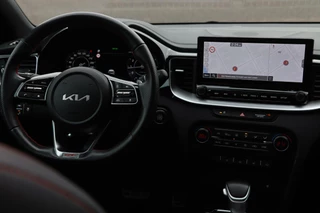 Kia Ceed Kia Ceed 1.6 T-GDi GT 204PK /PANODAK/MEMORY/VIRTUAL/STOEL+STUURVERW./CARPLAY/JBL/CAMERA! - afbeelding nr 11