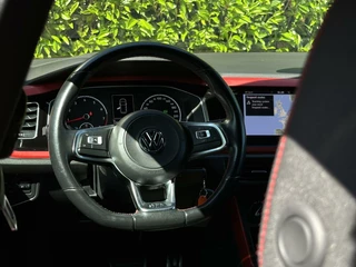 Volkswagen Polo Volkswagen Polo 2.0 TSI GTI, NIEUW MODEL, NAVI, AIRCO, CARPLAY, STOELVERWARMING, PARKEERSENSOREN VOOR/ACHTER, LICHTMETAAL 17