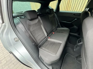 SEAT Ateca Seat Ateca 1.4 EcoTSI Xcellence Automaat | Navigatie | LED | Trekhaak elektrisch uitklapbaar | Sfeerverlichting | Achteruitrijcamera | Alcanatara | Apple Carplay | Parkeersensoren achter - afbeelding nr 36