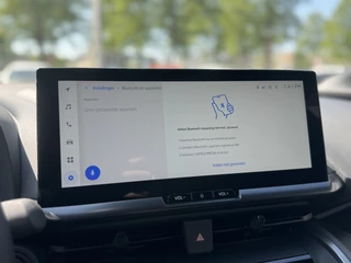 Toyota C-HR Dodenhoekdetectie, Navigatie, Parkeersensoren V + A , All-in Rijklaarprijs - afbeelding nr 35