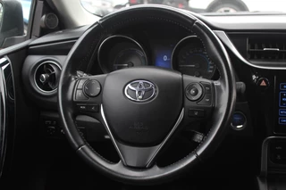 Toyota Auris Toyota Auris Touring Sports 1.8 Hybrid Dynamic / Camera / Navigatie / Keyless / 16'' / DAB / Cruise Control / Getint glas - afbeelding nr 17
