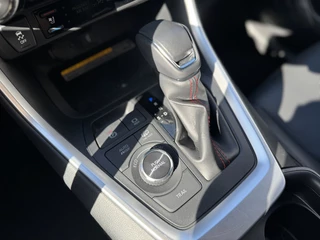 Toyota RAV4 Head-up display, 360 camera, Dodenhoekdetectie, JBL , All-in Rijklaarprijs - afbeelding nr 33