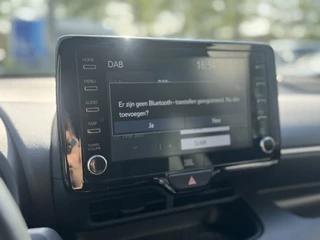 Toyota Yaris Head-up display, JBL, Dodehoekdetectie, PDC V + A , All-in Rijklaarprijs - afbeelding nr 36