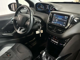 Peugeot 2008 Peugeot 2008 1.2 110 pk Allure | Pano | Clima | Cruise | CarPlay | Stoelverw. | PDC | 16