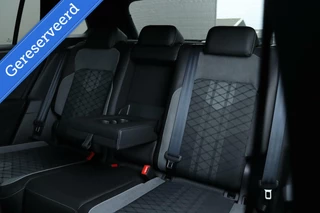 Volkswagen Tiguan Volkswagen Tiguan 1.5 TSI / 2x R-Line / Black Style / VC / HeadUP / H&K / Camera / LED / Trekhaak / 19