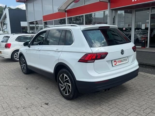 Volkswagen Tiguan Volkswagen Tiguan 1.5 TSI ACT. 150PK NAVI PANO-DAK CARPLAY AIRCO LMV PDC - afbeelding nr 3