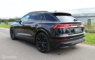 Audi Q8 Audi Q8 60 TFSI e Quattro Competition / Nightvision / Schaal - afbeelding nr 2