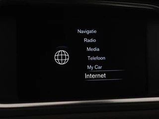 Volvo V40 Volvo V40 2.0 D2 R-Design | Stoelverwarming | Trekhaak |  Xenon | Leder/Alcantara | Navigatie | Parkeerhulp | Climate control - afbeelding nr 23