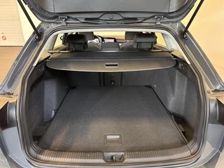 Volkswagen Golf Volkswagen Golf Variant 1.0 eTSI DSG-7 Aut. Life Business Airco|ECC Navi Carplay Wireless PDC VA + Camera Adaptive Cruise Control - afbeelding nr 6
