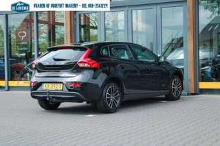 Volvo V40 Volvo V40 2.0 T2 Nordic+|LED|Camera|Stoelverwarming|Trekhaak - afbeelding nr 3