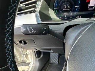 Volkswagen Passat Volkswagen Passat Variant 1.4 TSi PHEV GTE Highline Camera Leder - afbeelding nr 25