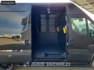 Iveco Daily Iveco Daily 35S21 Automaat Dubbele schuifdeur Black Edition 2025 model L2H2 ACC LED CarPlay Velgen Camera 12m3 Airco - afbeelding nr 9
