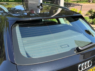 Audi A4 Airco/Automaat/Lichtmetalen velgen/Parkeersensoren - afbeelding nr 35