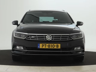 Volkswagen Passat Volkswagen Passat Variant 1.4 TSI ACT Highline Business R-LINE - afbeelding nr 7