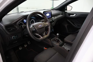 Ford Focus Ford Focus Wagon 1.5 EcoBoost ST-line Business | Full option! | 180pk! - afbeelding nr 7