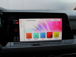 Volkswagen Golf Volkswagen Golf 1.4 eHybrid 204pk Style | acc | Lane | Ergo comfort stoel - afbeelding nr 16