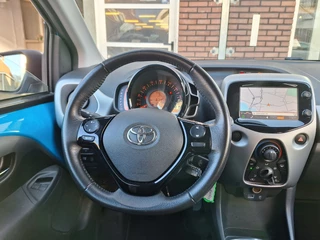 Toyota Aygo /Camera/Navi/Airco/Garantie - afbeelding nr 28