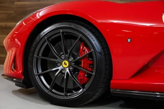 Ferrari 812 Superfast Ferrari 812 V12 Superfast|Full Carbon|Pass Display|JBL|Camera| - afbeelding nr 32
