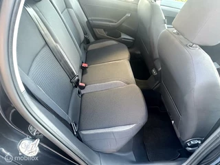 Volkswagen Polo Volkswagen Polo 1.0 TSI Life Business NIEUW MODEL CLIMATE CONTROLE STOELVERWARMING CARPLAY PARKEERSENSOREN ZEER NETTE AUTO!! - afbeelding nr 9