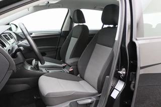 Volkswagen Golf Volkswagen Golf 1.0 TSI Edition Airco, Navigatie, Bluetooth, Elektrisch Pakket, USB/AUX, 15'' - afbeelding nr 10