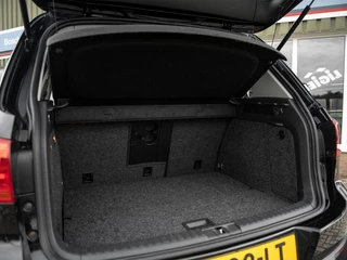 Volkswagen Tiguan Volkswagen Tiguan 1.4TSi DSG6 Cup Sport&Style | Trekhaak 1.800kg. | 2e eigenaar | Climate Control | Stoelverwarming | Parkeer pakket | Winter-pakket | Koplampsproeiers | Multifunctioneel lederen stuurwiel - afbeelding nr 33