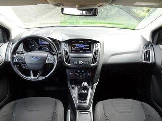 Ford Focus Ford Focus 1.0 Titanium Edition met Navi en WinterPack - afbeelding nr 9