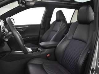 Toyota RAV4 Toyota RAV4 2.5 Hybrid AWD Bi-Tone Panoramadak | PDC V+A | Stoelverwarming | - afbeelding nr 3