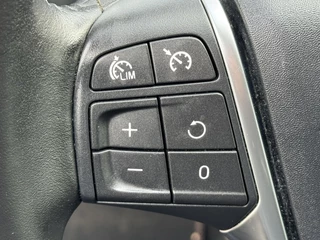 Volvo V40 Volvo V40 CROSS COUNTRY 1.5 T3 Momentum Ocean Race Cruise control Climate control Parkeersensor Navigatie - afbeelding nr 5
