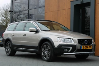 Volvo XC70 Volvo XC70 2.0 D4 FWD Summum Automaat| Pano | Leder | Navi - afbeelding nr 13