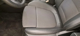 Ford Kuga Ford Kuga 2.5 PHEV Titanium 225pk | Driver Assistance Pack | Winterpack | AGR Stoelen met half leder | Trekhaak Wegklapbaar | Michelin Cross Climate - afbeelding nr 9