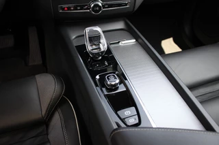 Volvo XC60 Volvo XC60 2.0 T8 AWD Polestar Engineered | Bowers & Wilkins | 360 camera | Elec. trekhaak - afbeelding nr 32