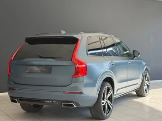 Volvo XC90 Volvo XC90 2.0 T8 Twin Engine AWD R-Design Pano|Lucht|22''|HUD|B&W Geluid - afbeelding nr 7