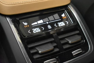 Volvo XC90 Volvo XC90 T8 455PK AWD Ultra Dark | Luchtvering | Bowers en Wilkins | Stoe - afbeelding nr 17