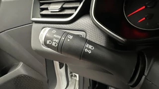 Renault Clio Renault Clio 1.0 TCe Zen|Airco|Navi|Cruise|NAP| - afbeelding nr 23