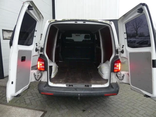 Volkswagen Transporter - Airco - Cruise - Trekhaak - € 11.950,- Excl. - afbeelding nr 9