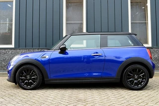 MINI Cooper Rijklaarprijs-Garantie Navigatie Led Sport Interieur 17 Inch Apple-Carplay Stuurverwarming - afbeelding nr 2