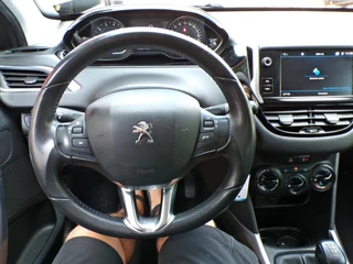 Peugeot 2008 Peugeot 2008 1.2 PureTech Blue Lion 1E EIGENAAR DISTRIBUTIERIEM VERVANGEN..... - afbeelding nr 17