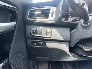 Kia e-Niro Kia E-Niro DynamicLine 64 kWh SOH 100% - afbeelding nr 19