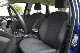 Ford Focus Ford Focus Wagon 1.0 Titanium |CLIMATE|PARKEERHULP|PDC|NAVI|CARPLAY|VOORRUITVERWARM. - afbeelding nr 4