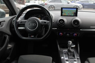 Audi A3 Audi A3 Sportback 1.4 e-tron PHEV Ambition Pro Line plus / Panoramadak / Half leder / 18'' / Keyless / Navigatie / Hill Hold / Sportstuur / Stoelverwarming / Cruise Control - afbeelding nr 8