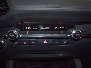Mazda 3 Mazda 3 2.0 X 186 pk LUXURY AUTOMAAT LEER TREKHAAK CAMERA - afbeelding nr 18