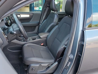 Volvo XC40 Volvo XC40 1.5 T3 157pk Momentum Business Pack Connect | Origineel NL | Navi | Clima | Adap. Cruise | Panorama Schuifdak | Led Koplampen | Pdc V+A+Camera | Rijstrook+Licht+Regensenor | 18''lm - afbeelding nr 9