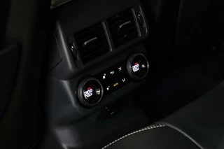 Land Rover Range Rover Velar Land Rover Range Rover Velar 5.0 V8 SV Dynamic|Massage|Pano|Dealer| - afbeelding nr 36