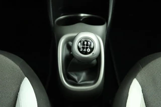 Toyota Aygo Toyota Aygo 1.0 VVT-i x-play Camera Airco Cruise - afbeelding nr 27