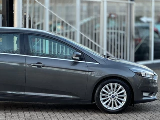 Ford Focus Ford Focus Wagon 1.0 Dealeronderhouden Navi Cruise Distr. VV Vol optie Parkeerhulp+sensor Nieuwe APK - 2e eigenaar - afbeelding nr 35