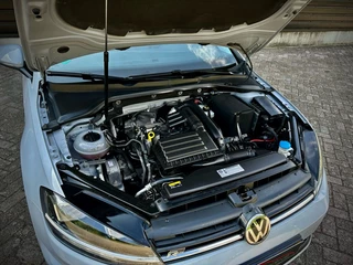 Volkswagen Golf Volkswagen Golf 1.4 TSI 150PK! R-LINE NAVI|CLIMA|CARPLAY|LED|18'' R - afbeelding nr 9