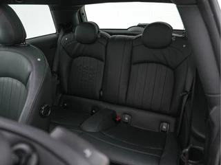 MINI Electric (INCL-BTW) Aut. *PANO | FULL-LEATHER | FULL-LED | HARMAN/KARDON-SOUND | KEYLESS | CAMERA | SPORT-SEATS | NAVI-FULLMAP  | ECC | HEATED-SEATS | AMBIENT-LIGHT | DAB | DIGI-COCKPIT | PDC | 17